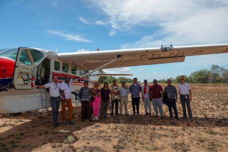 MAF pilots with HoverAid medical Safari Team